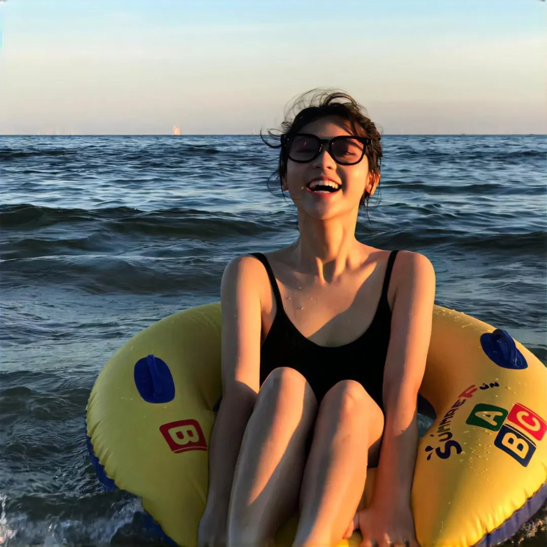 不时用俄语小声说真心话的邻桌艾莉同学